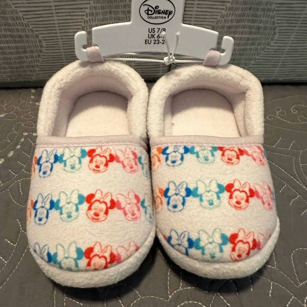 Disney Toddler Minnie Mouse Light Purple Non Skid Slippers NWT Various Sizes